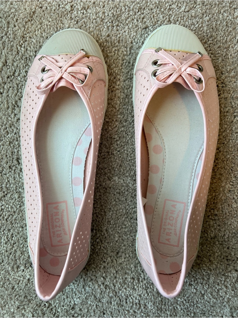 Arizona Jean Company Pink Perforated Slip-On Sneakers – Size 7.5